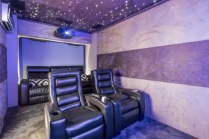 Photo 33- click for photo gallery